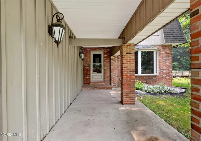 Photo 4 of Sale Pending at 8205 S Fulton Lucas County Rd, Neapolis, OH 43547 | MLS# 10011424 | Listing updated on 2026-10-02