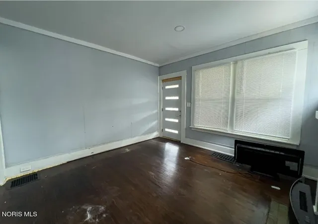 Listing Photo 5 - Condo for sale in building located at 2450 Broadway St, Toledo, OH 43609