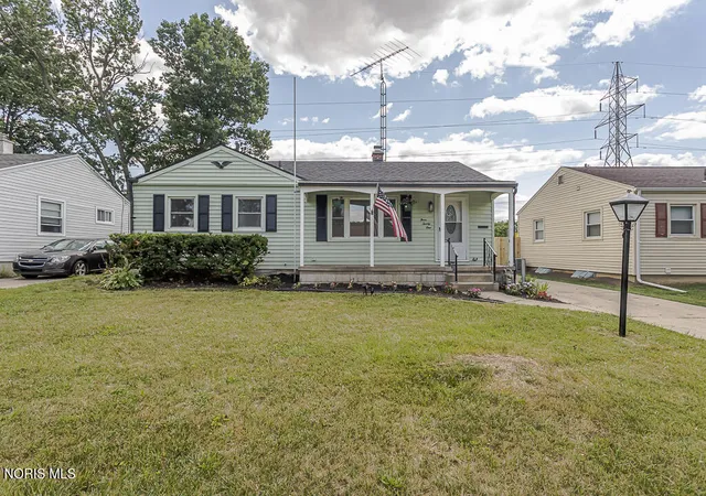 2nd image of 321 Southdale Rd, Toledo, OH 43612 | MLS# 10011103
