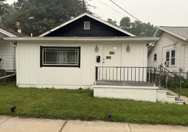 2nd image of 156 Spencer St, Toledo, OH 43609 | MLS# 10010931