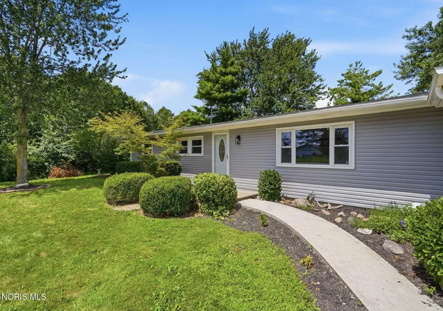 Photo 4 of Sale Pending at 10260 County Rd 45, Findlay, OH 45840 | MLS# 10010955 | Listing updated on 2026-07-31