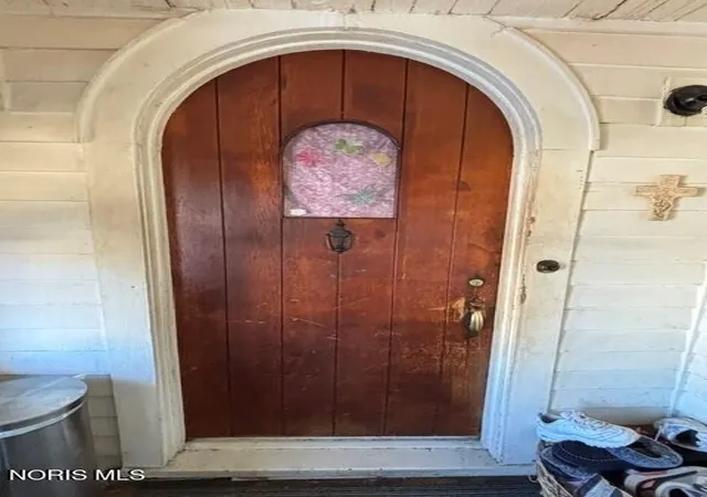 Photo 3 of Single family home for sale at 4328 Packard Rd, Toledo, OH 43612 | MLS# 10011068 | Listing updated on 2026-09-16