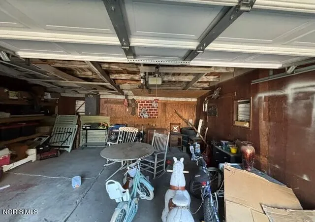 Photo 3 of Single family home for sale at 4328 Packard Rd, Toledo, OH 43612 | MLS# 10011068 | Listing updated on 2026-09-16