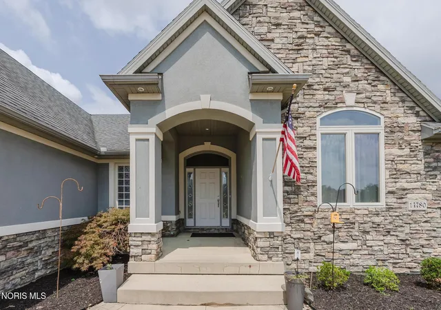 2nd image of 14780 Prairie Lake Dr, Perrysburg, OH 43551 | MLS# 10011673