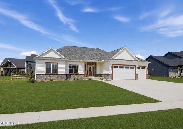 Photo 1 of Single family home for sale at 6258 Pimlico Rd, Whitehouse, OH 43571 | MLS# 10010896 | Listing updated on 2026-09-12