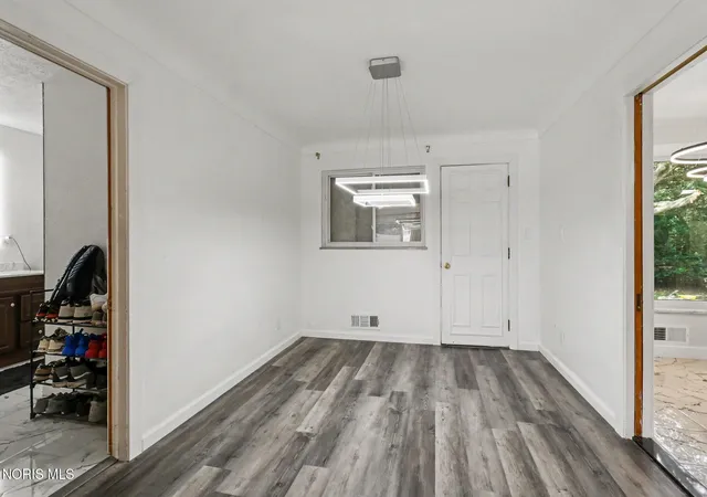 Photo 3 of Single family home for sale at 2843 Strauss Ave, Toledo, OH 43606 | MLS# 10010909 | Listing updated on 2026-08-27