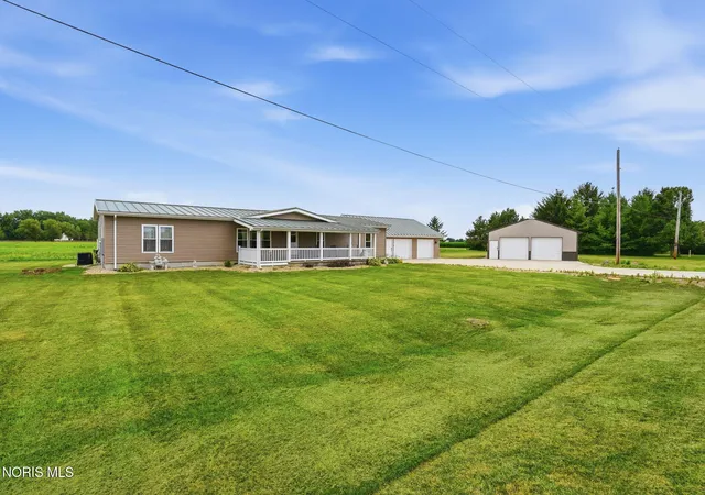 Photo 4 of Single family home for sale at 10904 W Township Rd 116, Fostoria, OH 44830 | MLS# 10010927 | Listing updated on 2026-09-04