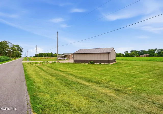 Photo 5 of Single family home for sale at 10904 W Township Rd 116, Fostoria, OH 44830 | MLS# 10010927 | Listing updated on 2026-09-04