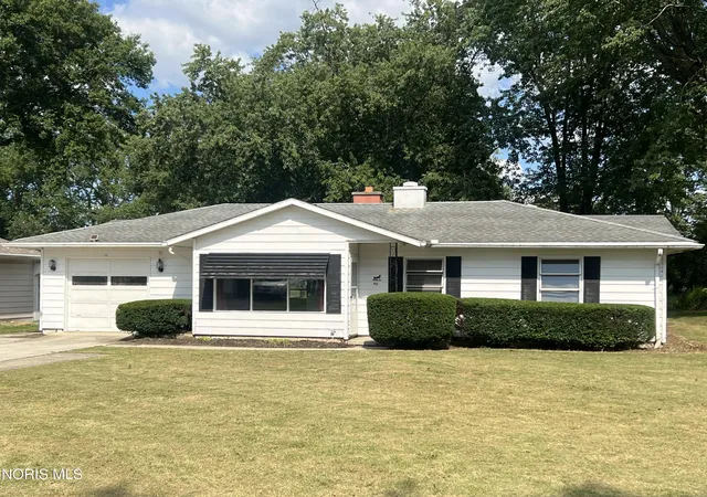 Photo 1 of Single family home for sale at 40 Valley View Pl, Tiffin, OH 44883 | MLS# 10011033 | Listing updated on 2026-07-26