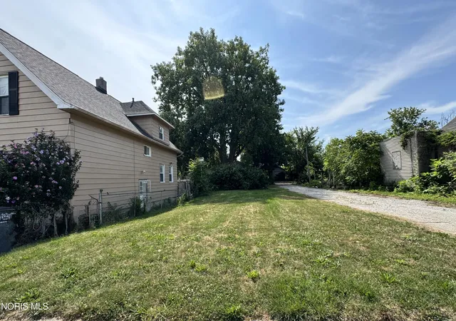 Photo 1 of Land for sale at 2332 N Erie St, Toledo, OH 43611 | MLS# 10010976 | Listing updated on 2026-07-24
