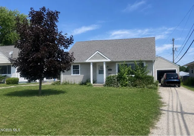Photo 1 of Sale Pending at 112 Northview Ave, Findlay, OH 45840 | MLS# 10011039 | Listing updated on 2026-08-16