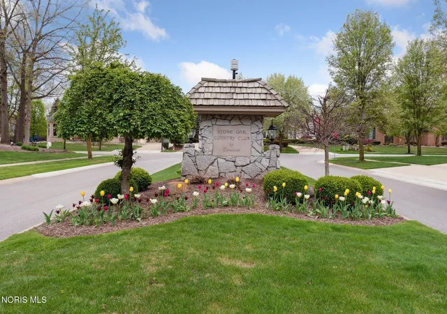 39th image of 9114 Oak Valley Rd, Holland, OH 43528 | MLS# 10011126