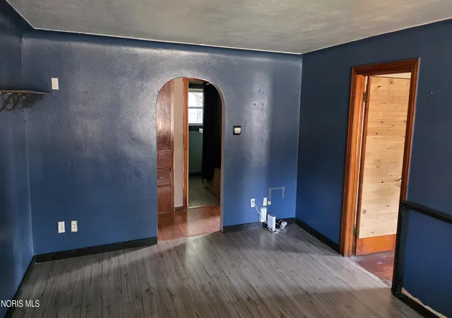 Photo 3 of Single family home for sale at 709 Maplewood St, Delta, OH 43515 | MLS# 10010959 | Listing updated on 2026-07-29