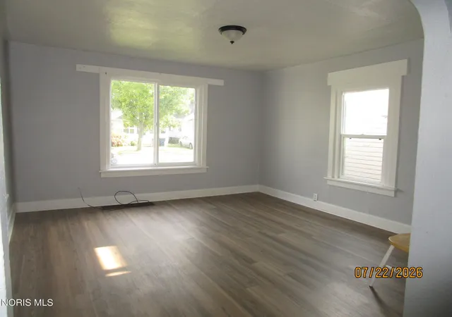 Photo 3 of Single family home for sale at 1714 Marne Ave, Toledo, OH 43613 | MLS# 10010968 | Listing updated on 2026-08-15