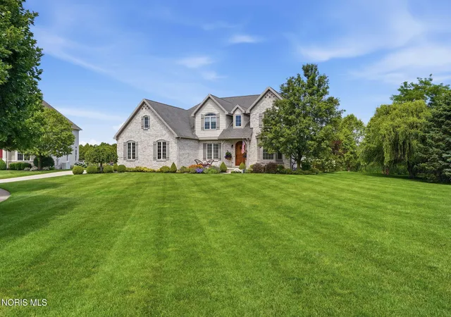 Photo 2 of Single family home for sale at 9258 Twin Crk Ln, Sylvania, OH 43560 | MLS# 10011048 | Listing updated on 2026-08-31
