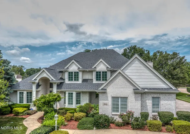 5th image of 26245 Seminary Rd, Perrysburg, OH 43551 | MLS# 10010996