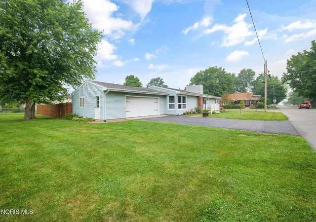 Photo 3 of Single family home for sale at 214 N Todd St, Mc Comb, OH 45858 | MLS# 10010999 | Listing updated on 2026-09-25