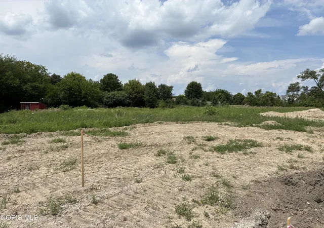 Photo 3 of Land for sale at 7642 Maumee Western Rd, Maumee, OH 43537 | MLS# 10010984 | Listing updated on 2026-07-24