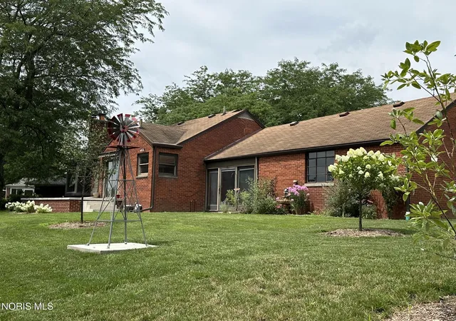 2nd image of 6411 Hilltop Ln, Maumee, OH 43537 | MLS# 10010991