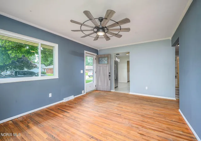 Photo 4 of Single family home for sale at 1328 Cady St, Maumee, OH 43537 | MLS# 10011028 | Listing updated on 2026-10-06