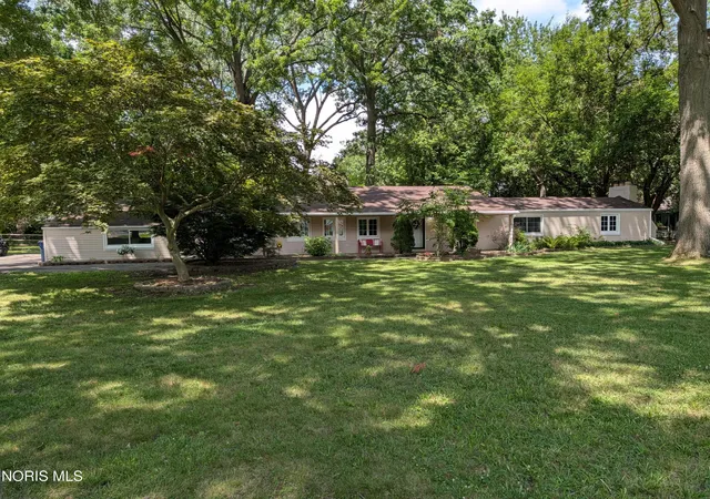 1st image of 4028 W Laskey Rd, Toledo, OH 43623 | MLS# 10011020