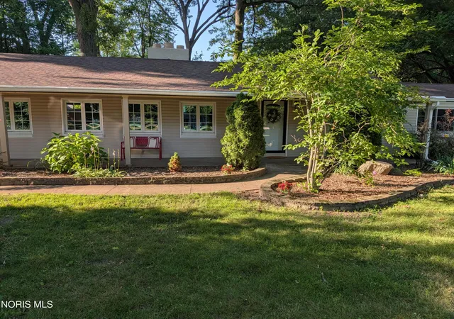 2nd image of 4028 W Laskey Rd, Toledo, OH 43623 | MLS# 10011020
