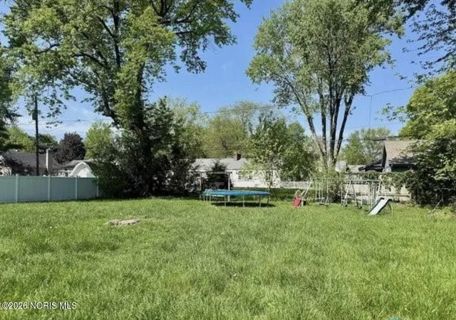 5th image of 5937 Brainard Dr, Sylvania, OH 43560 | MLS# 10011035