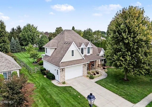 Photo 2 of Single family home for sale at 1470 Southridge Dr, Waterville, OH 43566 | MLS# 10011040 | Listing updated on 2026-08-30