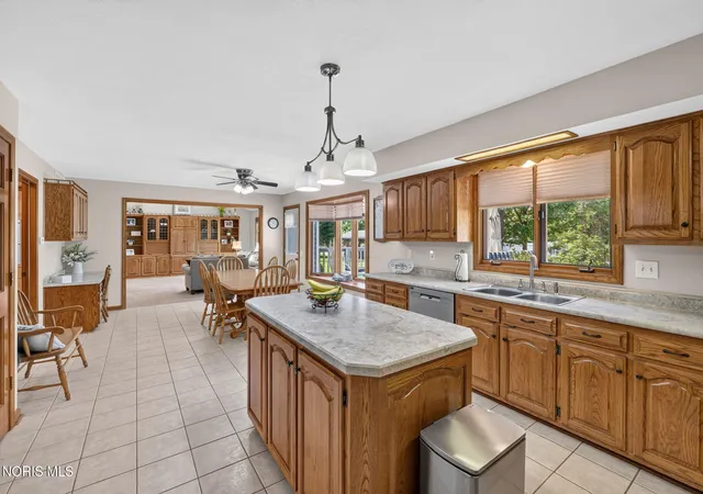 Photo 3 of Single family home for sale at 3024 Pepper Pike, Findlay, OH 45840 | MLS# 10011098 | Listing updated on 2026-10-02