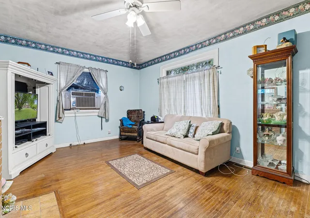 4th image of 8905 Mandell Rd, Perrysburg, OH 43551 | MLS# 10011065