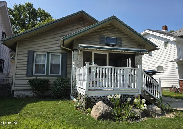 Photo 1 of Sale Pending at 2033 South Ave, Toledo, OH 43609 | MLS# 10011072 | Listing updated on 2026-08-30