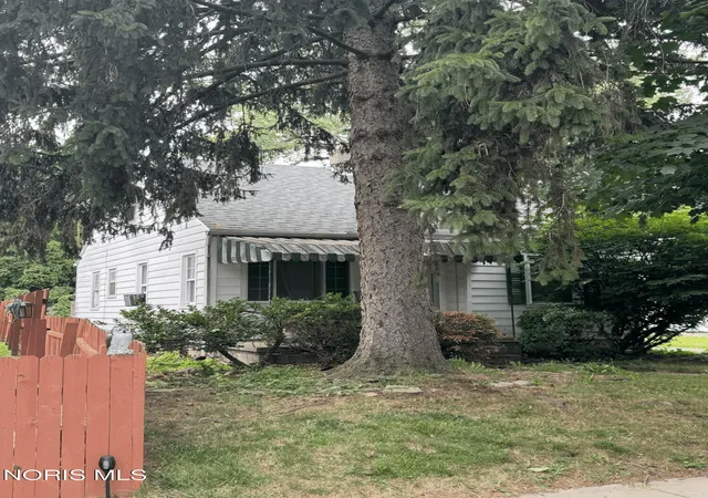 Photo 1 of Single family home for sale at 1311 Corbin Rd, Toledo, OH 43612 | MLS# 10011084 | Listing updated on 2026-09-01