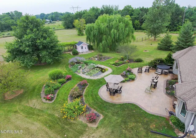 Photo 2 of Single family home for sale at 9119 Pierce Dr, Findlay, OH 45840 | MLS# 10011396 | Listing updated on 2026-10-07