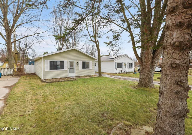 2nd image of 5430 Roan Rd, Sylvania, OH 43560 | MLS# 10011109