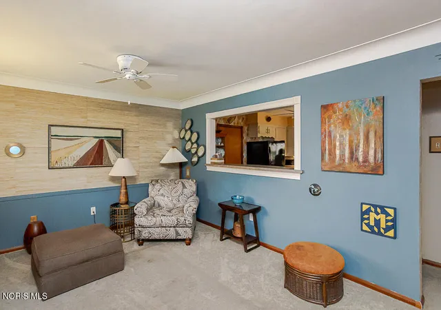 Photo 4 of Sale Pending at 3215 Ravenwood Blvd, Toledo, OH 43614 | MLS# 10011185 | Listing updated on 2026-09-21