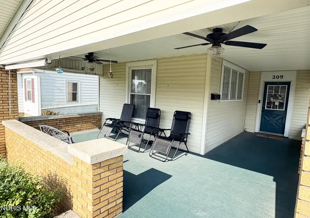 Photo 3 of Single family home for sale at 209 Shinkle St, Findlay, OH 45840 | MLS# 10011124 | Listing updated on 2026-08-20