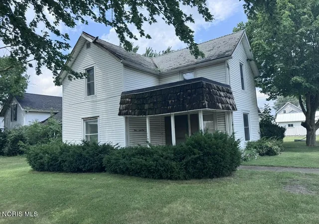 Photo 1 of Single family home for sale at 304 Robinson Ave, Kenton, OH 43326 | MLS# 10011122 | Listing updated on 2026-09-15