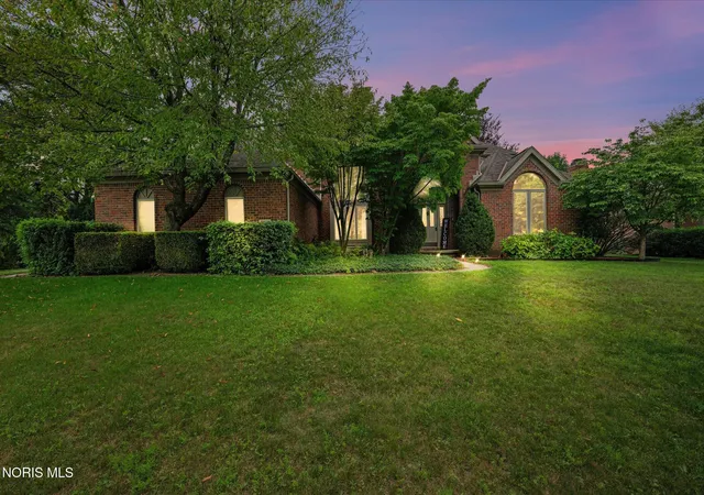 Photo 2 of Single family home for sale at 7649 Pebble Crk Dr, Maumee, OH 43537 | MLS# 10011151 | Listing updated on 2026-09-13