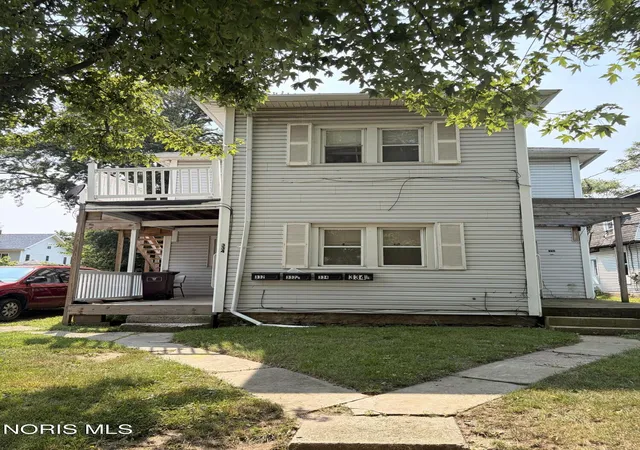 Listing Photo 2 - Condo for sale in building located at 8 Unit House Package, Lima, OH 45805 - Unit #