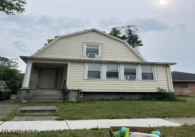 2nd image of 425 Bassett St, Toledo, OH 43611 | MLS# 10011131