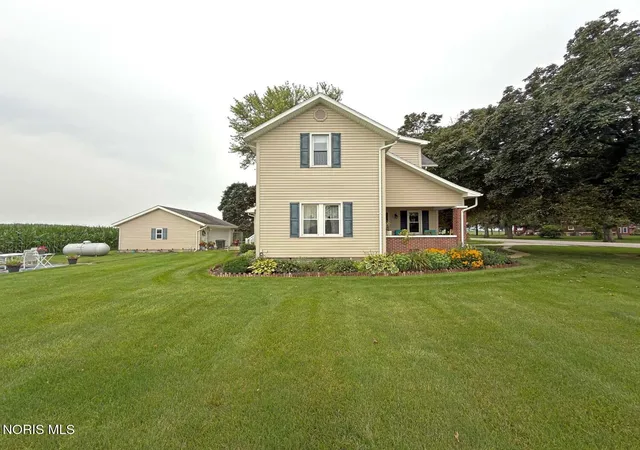 Photo 3 of Single family home for sale at 22050 Luckey Rd, Luckey, OH 43443 | MLS# 10011204 | Listing updated on 2026-09-01