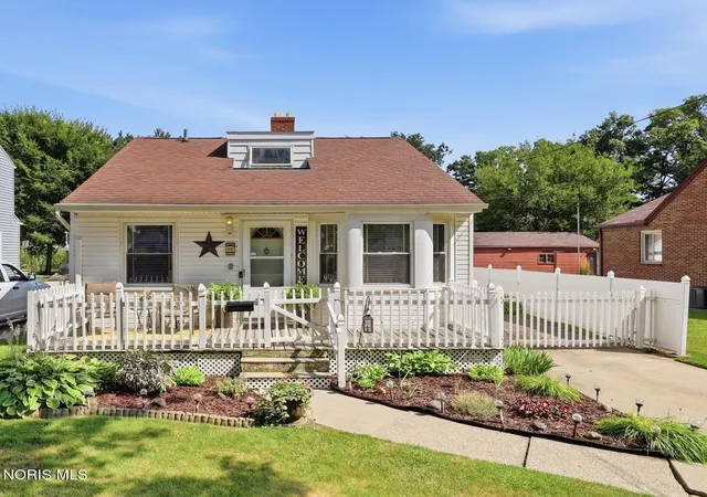 2nd image of 3110 Colby Dr, Toledo, OH 43614 | MLS# 10011210