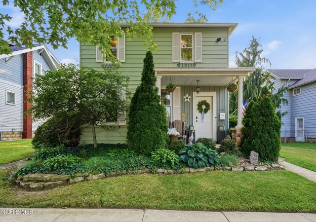 Photo 1 of Single family home for sale at 224 Hedges St, Tiffin, OH 44883 | MLS# 10011170 | Listing updated on 2026-09-03