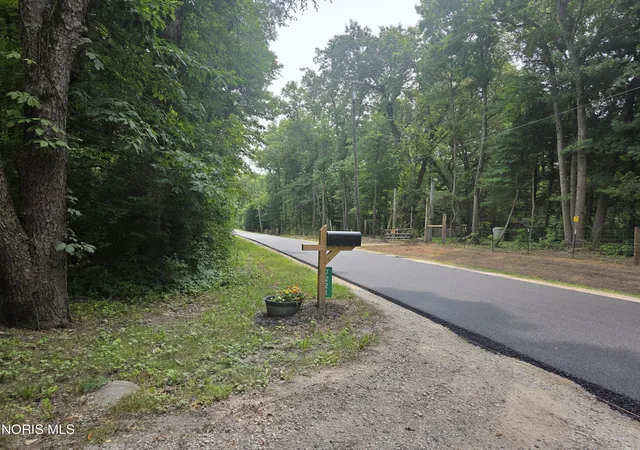 3rd image of 7221 Manore Rd, Whitehouse, OH 43571 | MLS# 10011193
