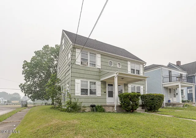 Photo 2 of Multi family home for sale at 4566 N Haven Ave, Toledo, OH 43612 | MLS# 10011226 | Listing updated on 2026-08-05