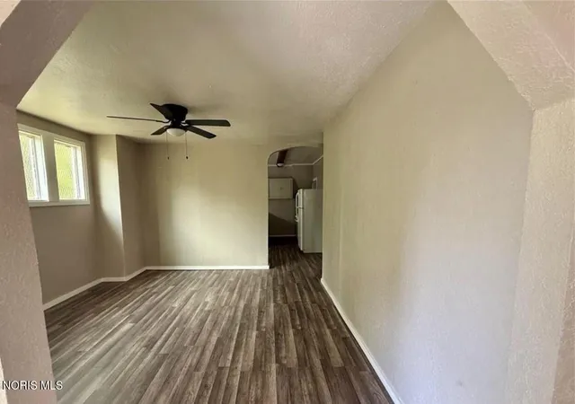 Photo 3 of Single family home for sale at 3905 Peru St, Toledo, OH 43612 | MLS# 10011202 | Listing updated on 2026-07-30