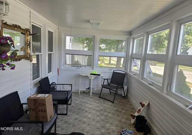 Photo 3 of Single family home for sale at 305 Ditto St, Archbold, OH 43502 | MLS# 10011300 | Listing updated on 2026-09-19