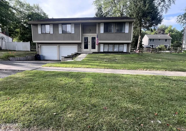 1st image of 6715 Denbridge Dr, Sylvania, OH 43560 | MLS# 10011236