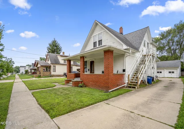 Photo 3 of Multi family home for sale at 852 Wright Ave, Toledo, OH 43609 | MLS# 10011194 | Listing updated on 2026-09-03
