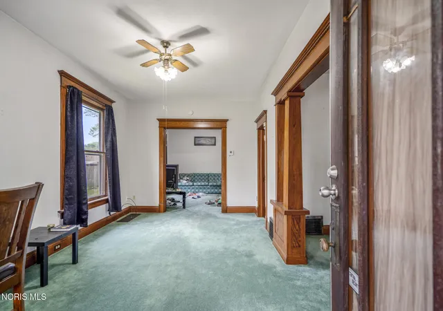 Listing Photo 5 - Condo for sale in building located at 852 Wright Ave, Toledo, OH 43609